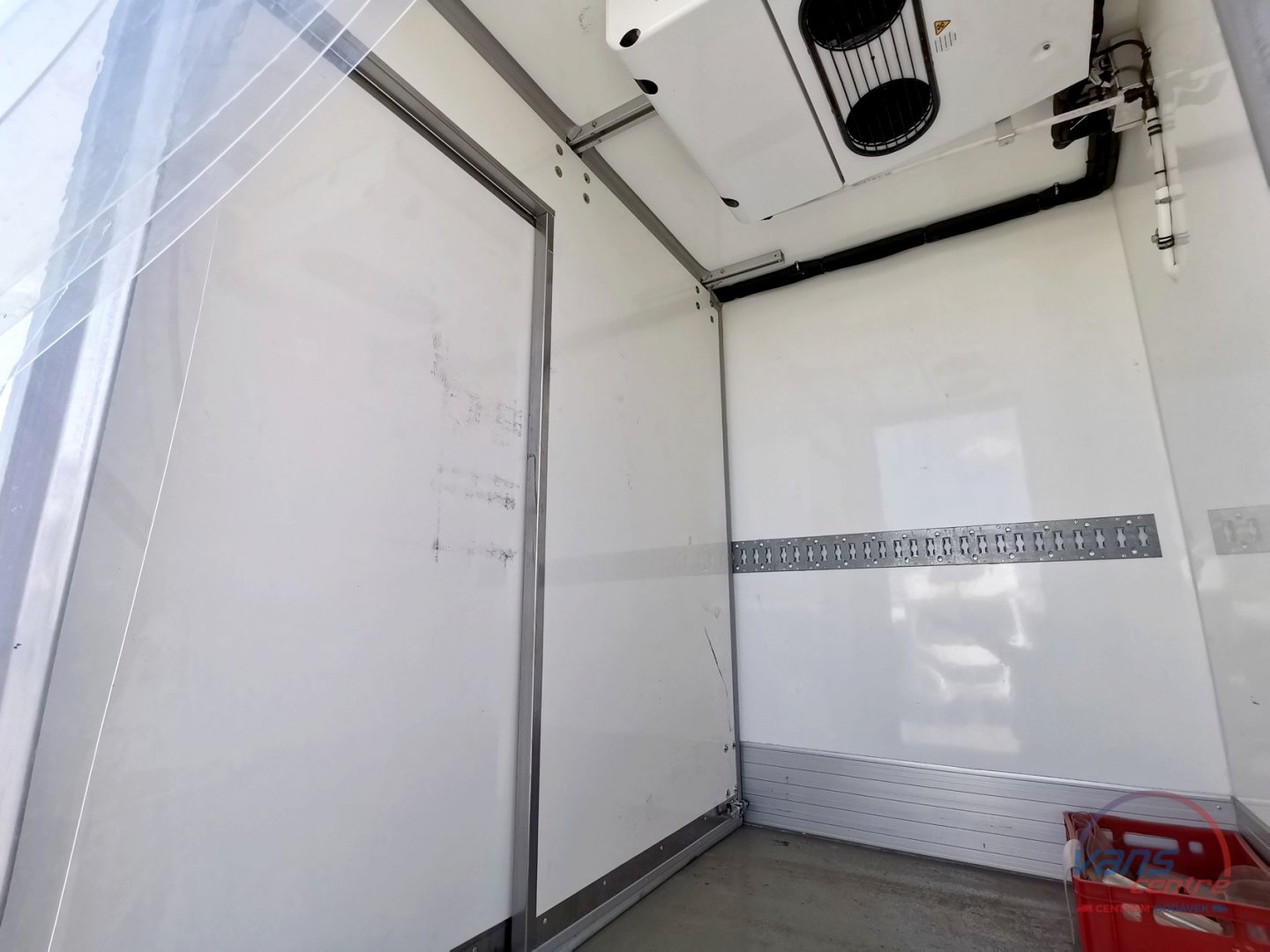 Iveco DAILY 70C18 MRAZÍ/2 KOMORY/380V