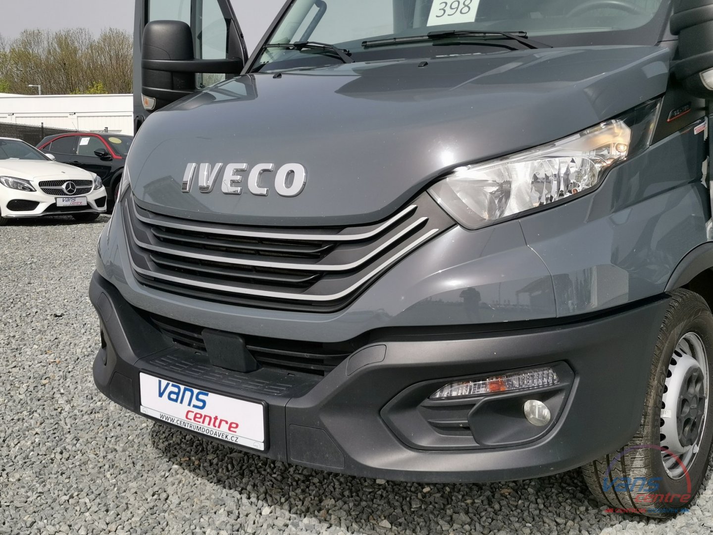 Iveco DAILY 35S18 SHRNOVAČKA 10 PALET/ MĚCHY/ KLIMA 