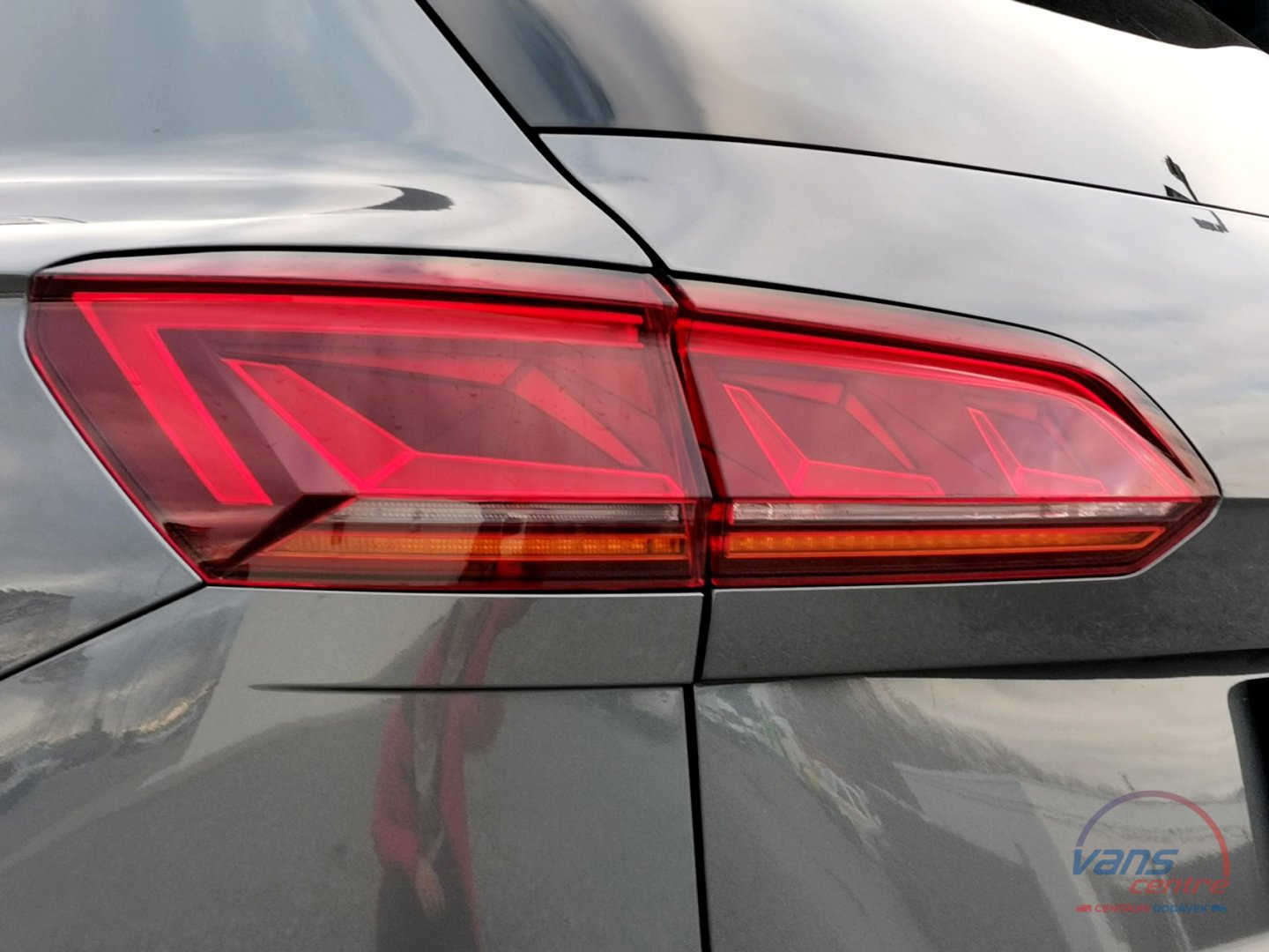 Volkswagen TOUAREG 4.0TDI V8 4MOTION R-LINE BLACK STYLE