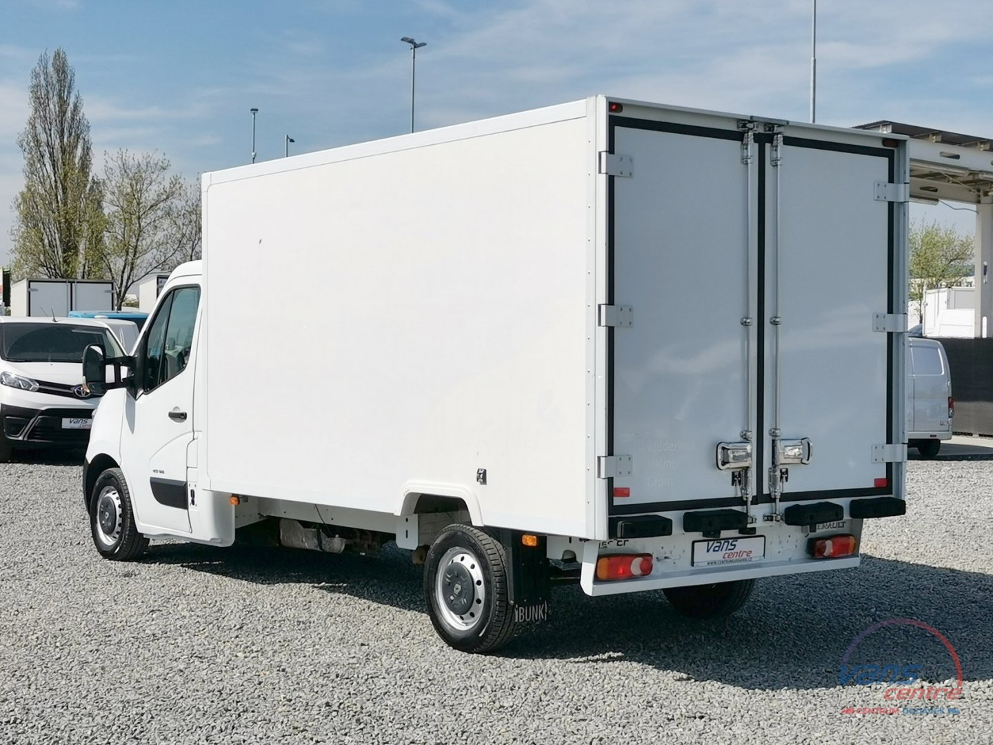 Renault MASTER 170DCI VALNÍK 8 PALET/ MĚCHY/ KLIMA