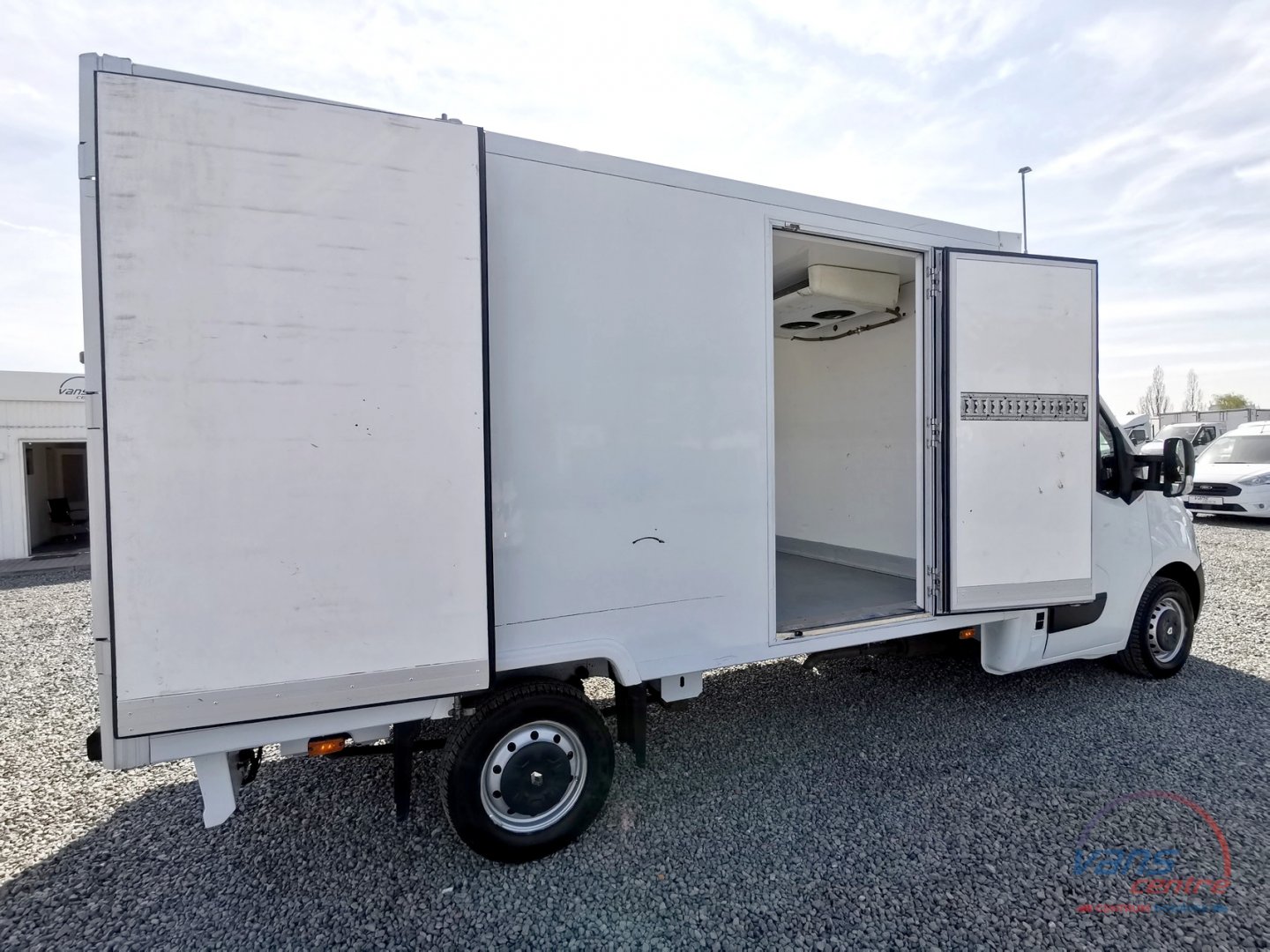 Renault MASTER 170DCI VALNÍK 8 PALET/ MĚCHY/ KLIMA