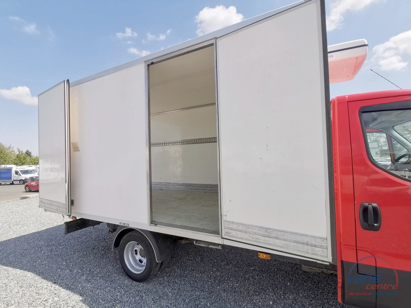 Iveco DAILY 50C15 CHLAĎÁK/ 8 PALET/ DO 3,5T/ ČR