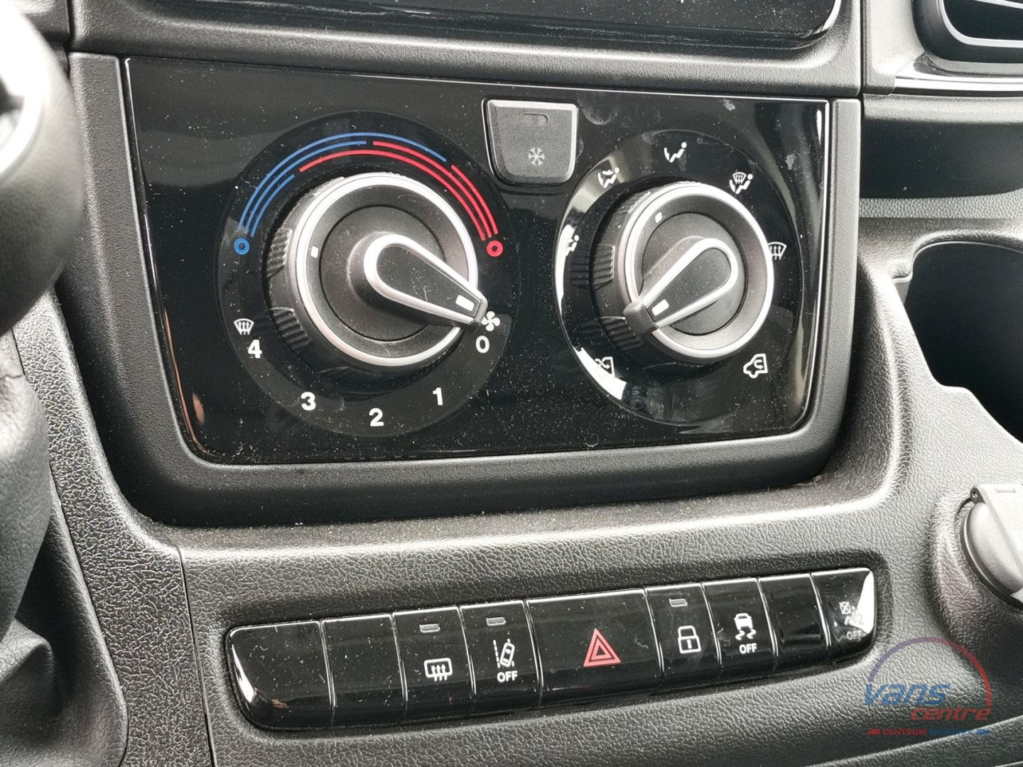Toyota PROACE MAX 2.2D SHRNOVACÍ 10 PALET/ ZÁRUKA 