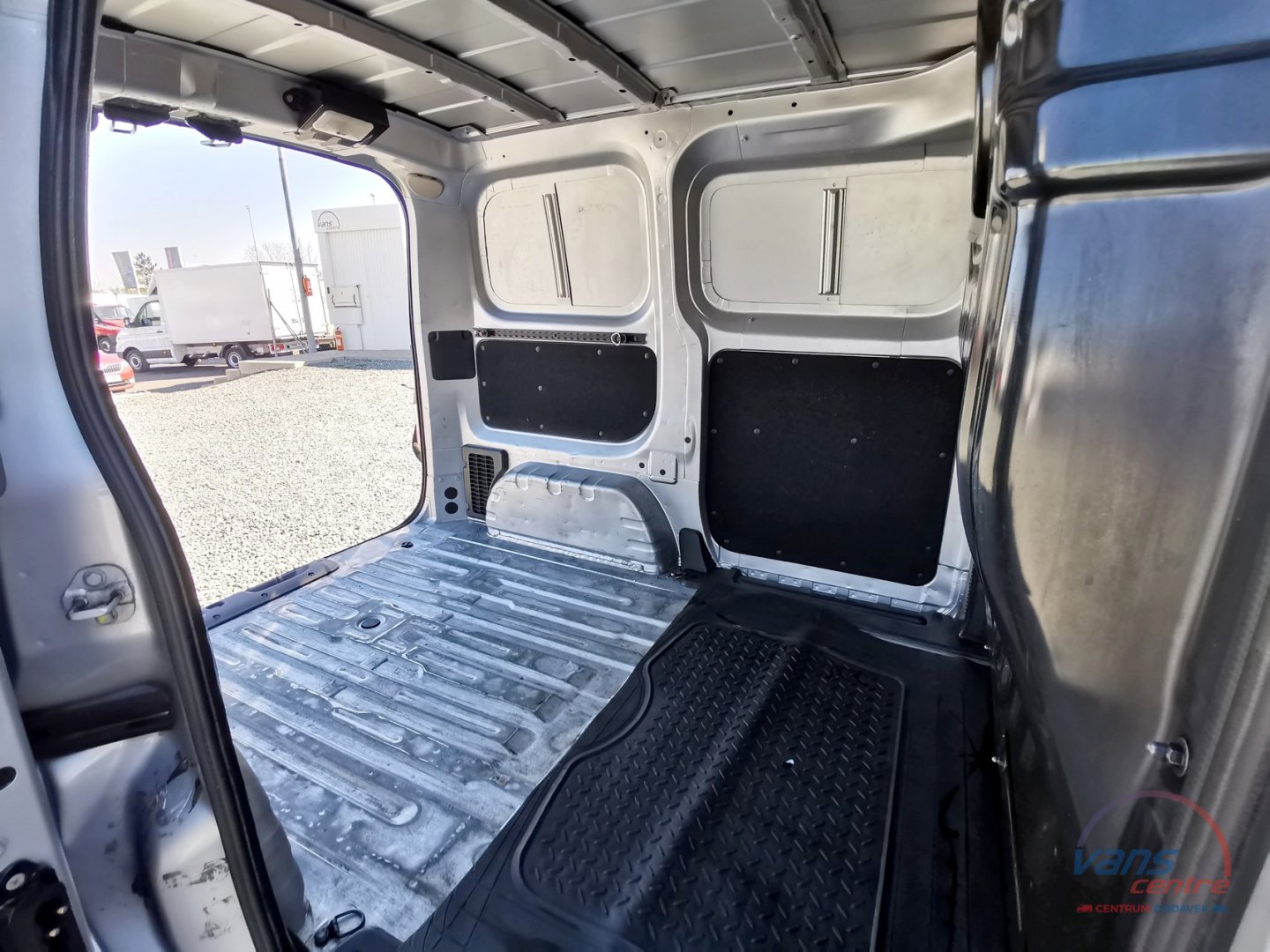 Nissan NV200 1.5DCI/81KW KLIMA/ KAMERA/ ČR