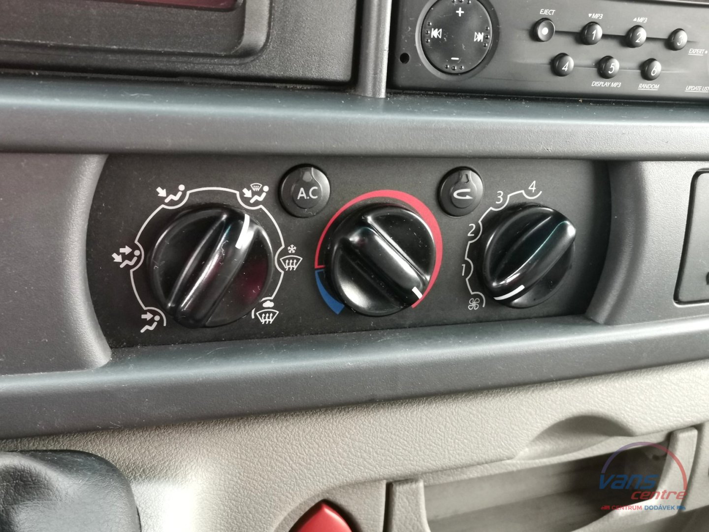 Mercedes-Benz SPRINTER 319CDI VALNÍK 10 PALET