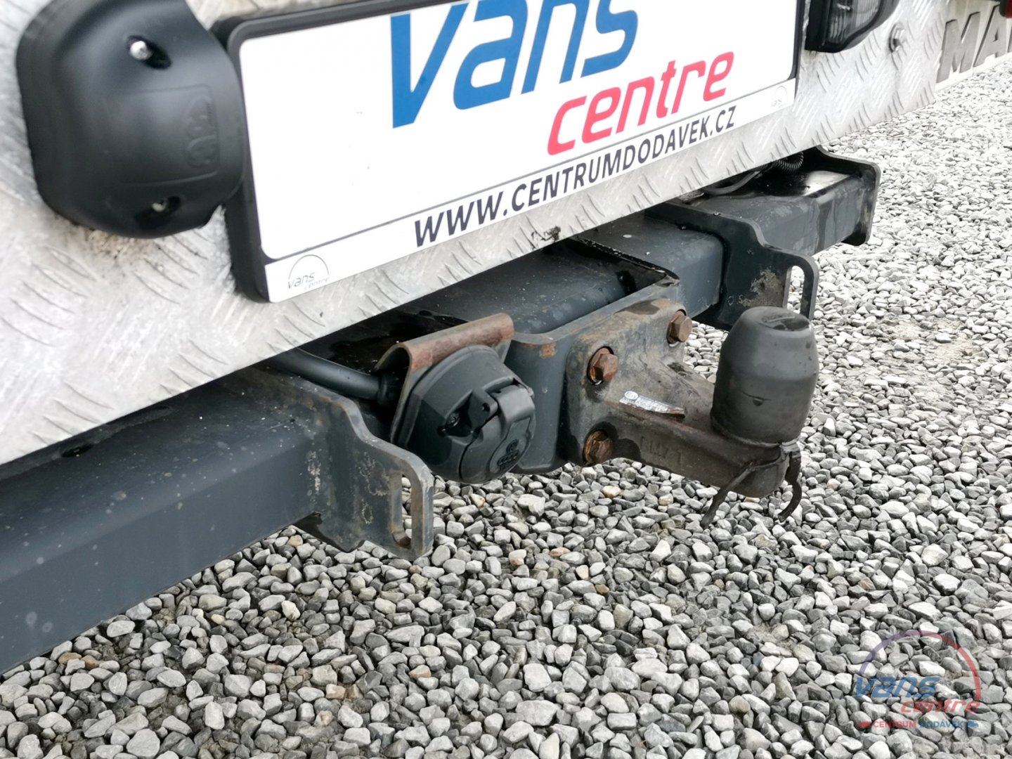 MAN TGE 3.180 VALNÍK 8 PALET/ MĚCHY/ KLIMA/ TAŽNÉ 3,5T 