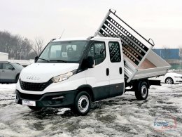 Iveco DAILY 35S14 3 STR.SKLÁPĚČ/ 7 MÍST/ TAŽNÉ