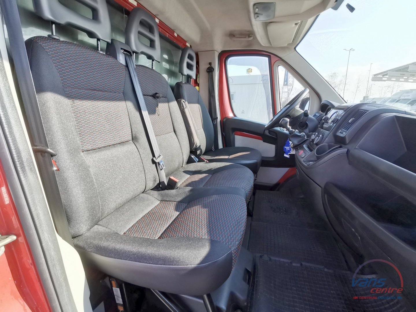Peugeot BOXER 3.0HDI/130KW VALNÍK 10 PALET/ MĚCHY/ KLIMA