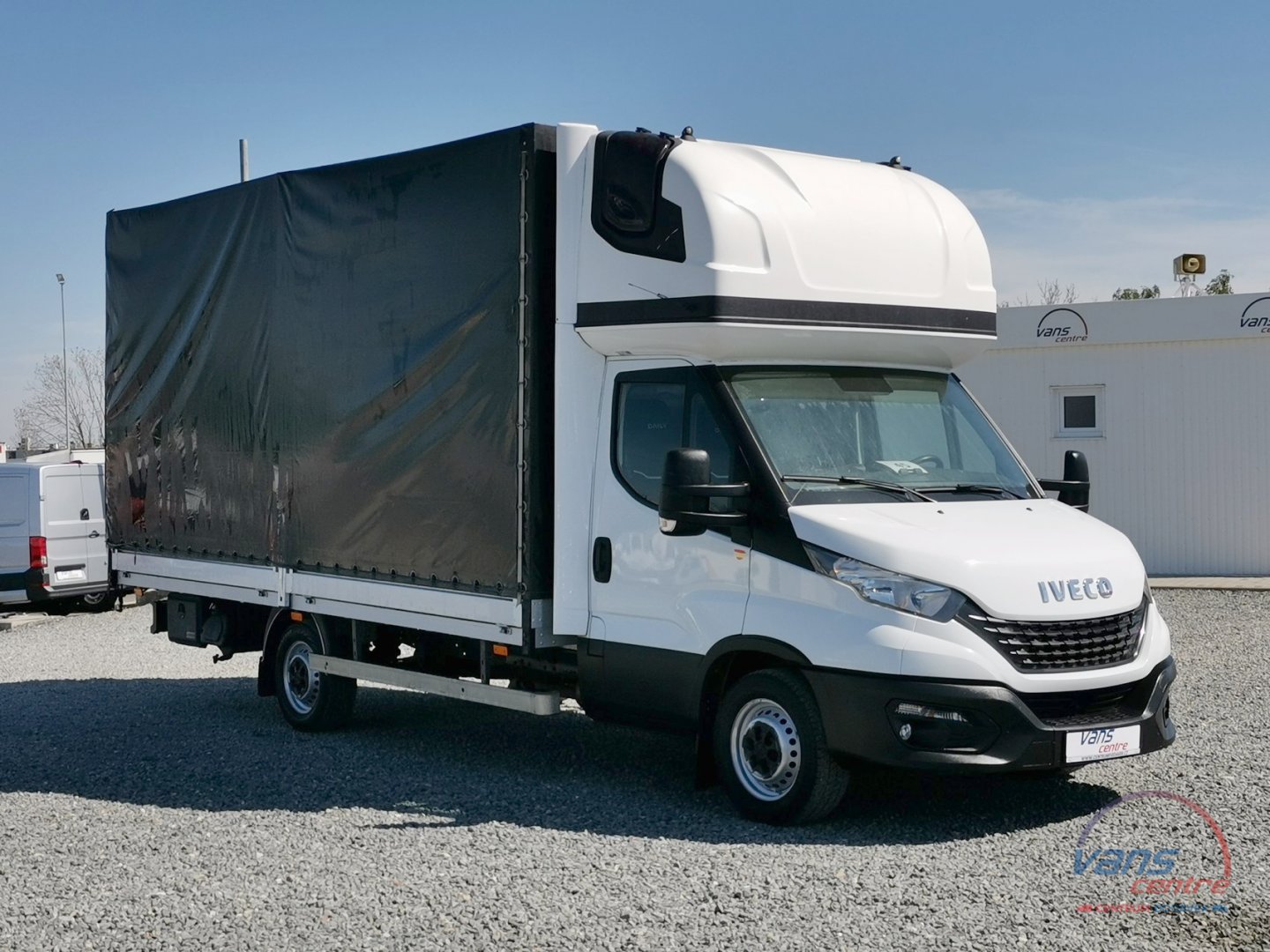 Iveco DAILY 35S18 SHRNOVAČKA 10 PALET/ MĚCHY/ KLIMA