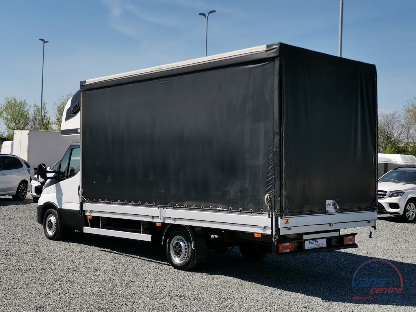 Iveco DAILY 35S18 SHRNOVAČKA 10 PALET/ MĚCHY/ KLIMA