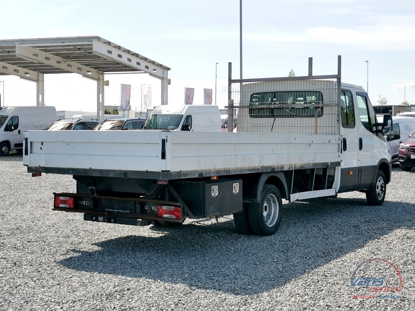 Iveco DAILY 50C15 VALNÍK 4,5M/ 7 MÍST/ TAŽNÉ/ 3,5T