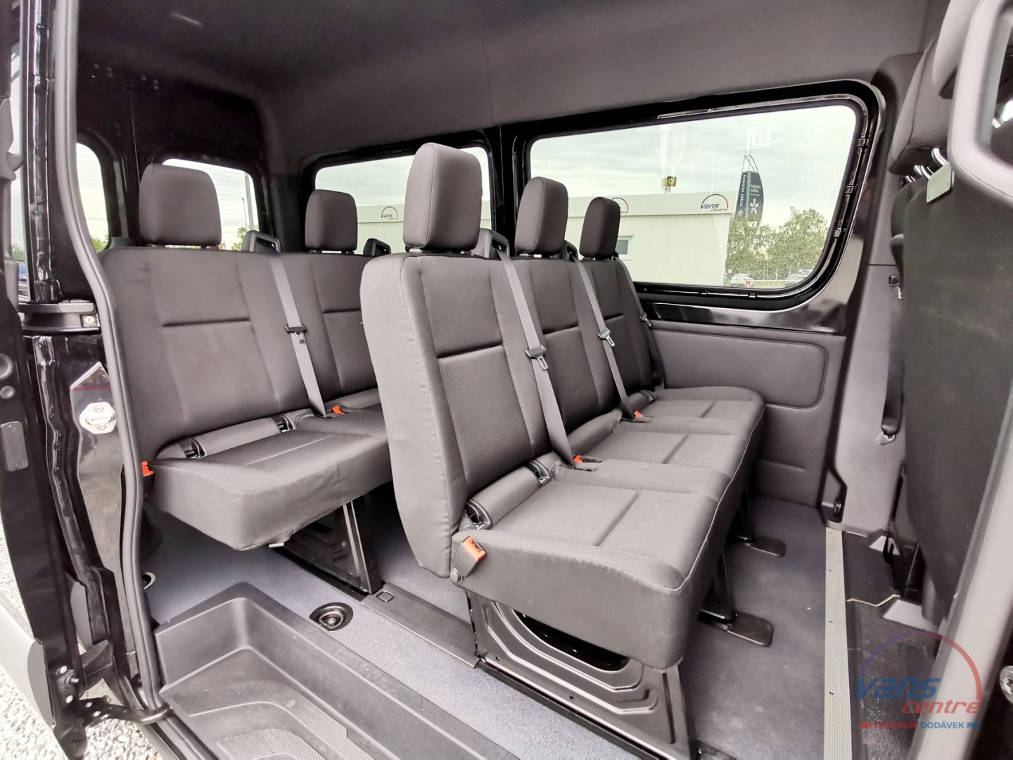 Mercedes-Benz SPRINTER TOURER 317/AT 9 MÍST/ KLIMA/ KAMERA/ ZÁRU