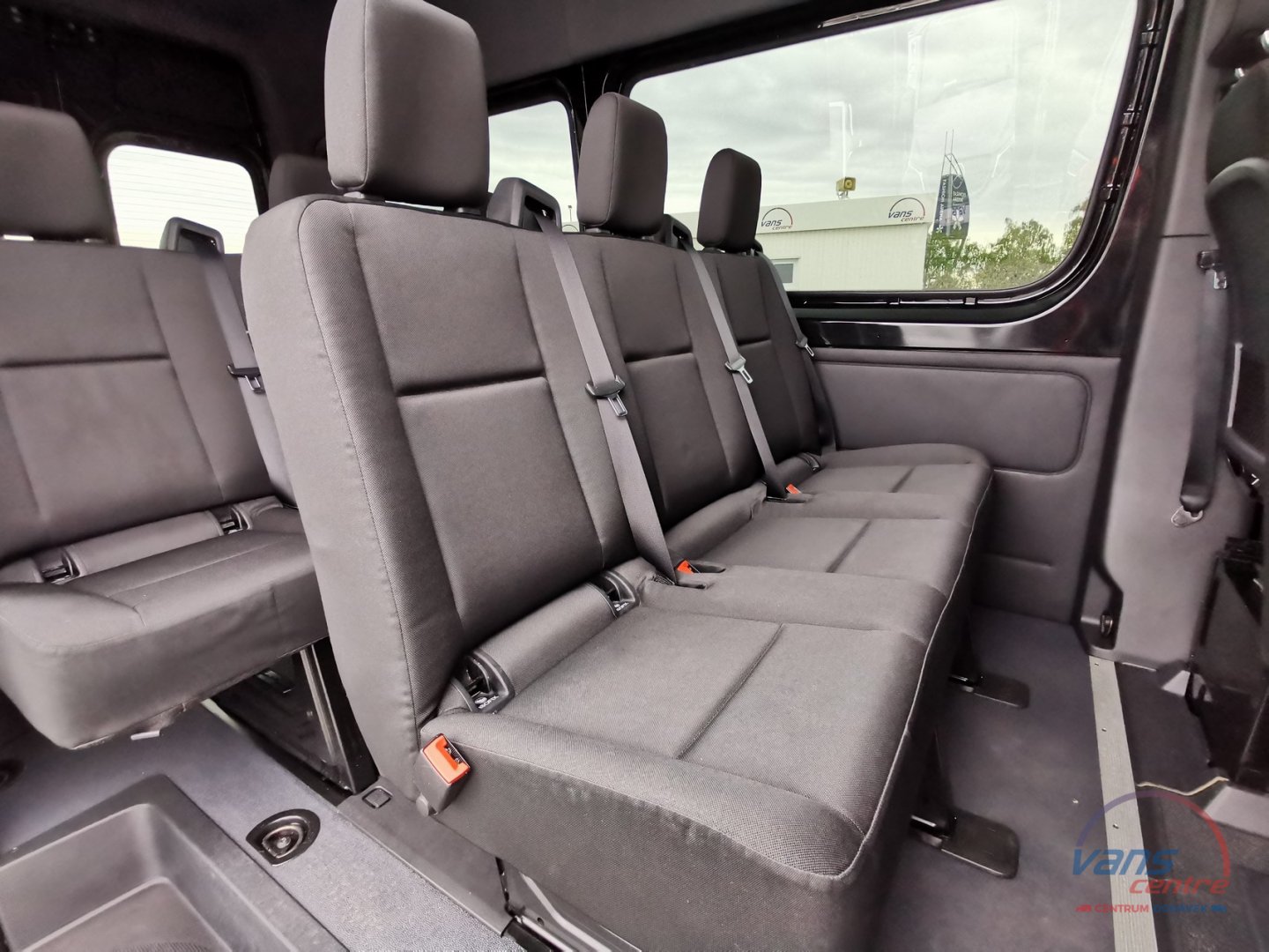 Mercedes-Benz SPRINTER TOURER 317/AT 9 MÍST/ KLIMA/ KAMERA/ ZÁRU