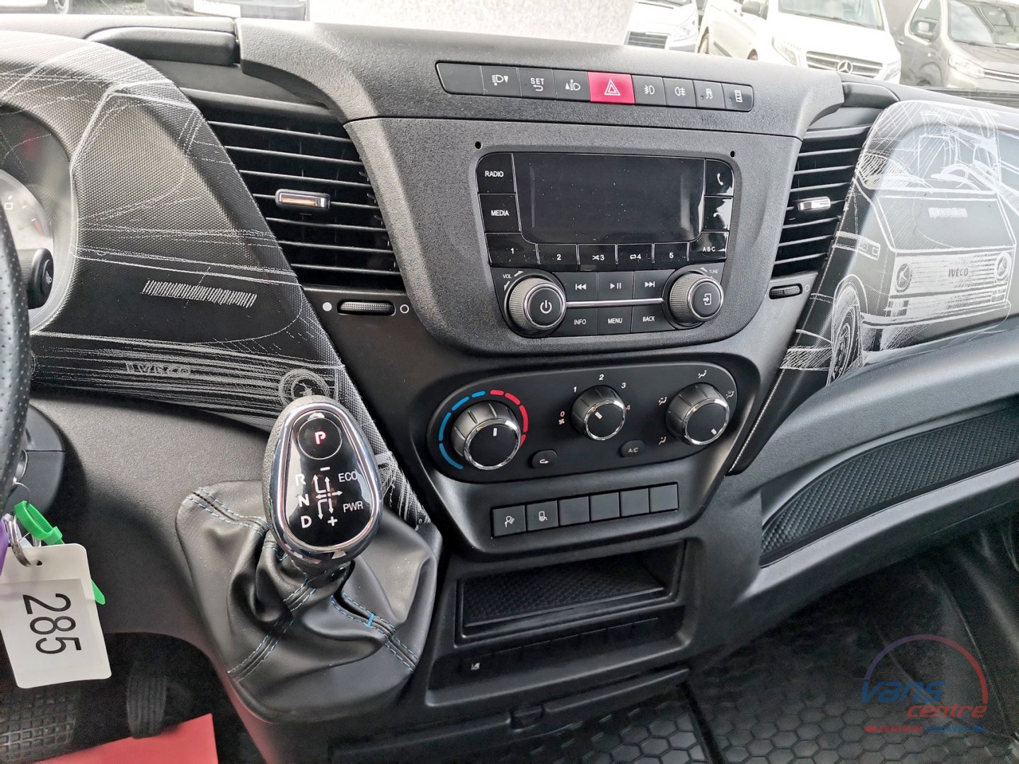 Iveco DAILY 35S14 CNG/ HI-MATIC/ SUPERMAXI XL/ ČR 