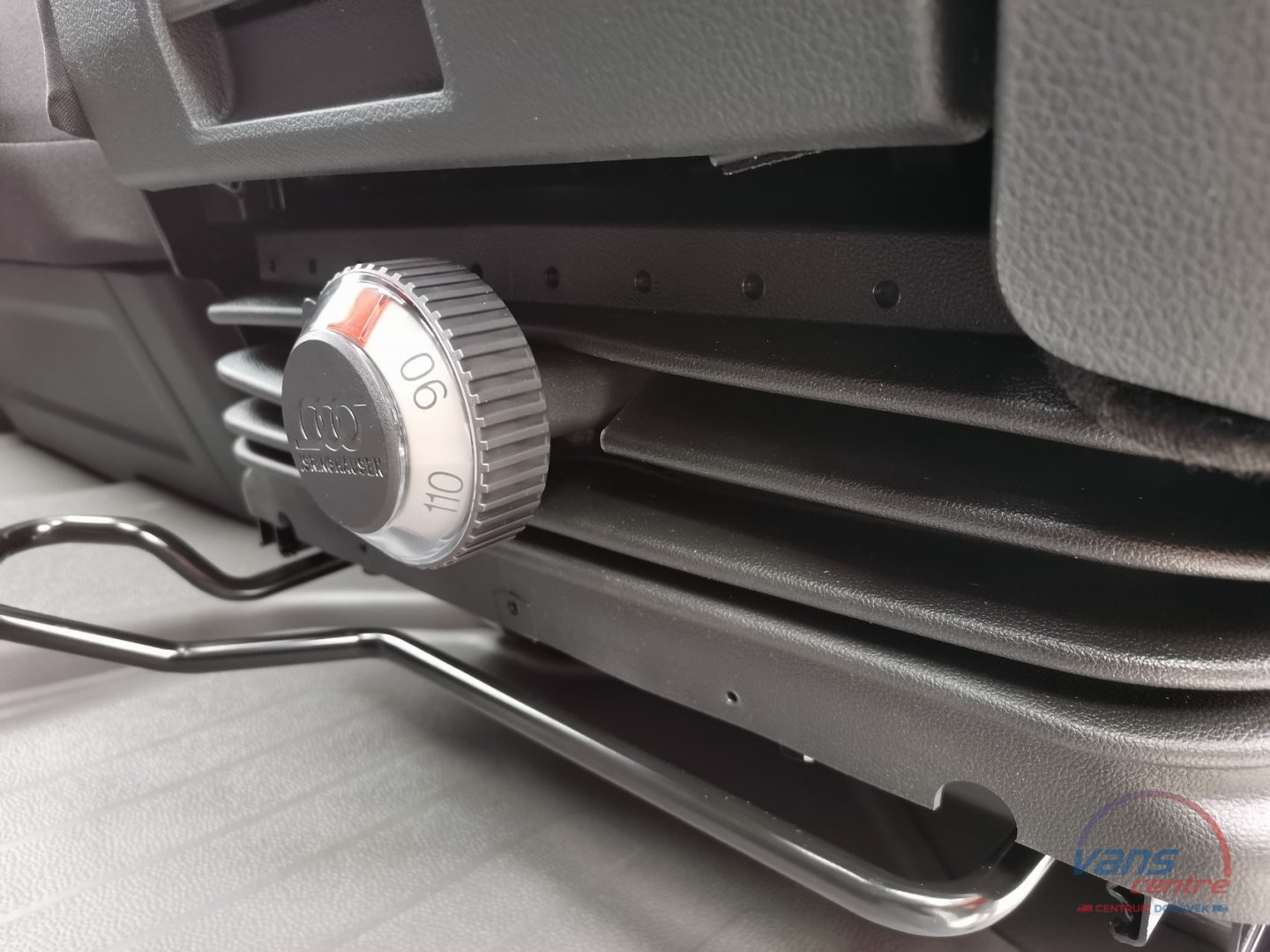 Volkswagen T4 MULTIVAN 2.5TDI/75KW 6 MÍST/ TAŽNÉ/ NEZ.TOPENÍ