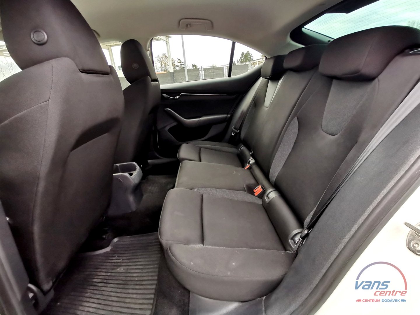 Škoda OCTAVIA 2.0TDI/85KW FRESH/ LED/ KEYLESS