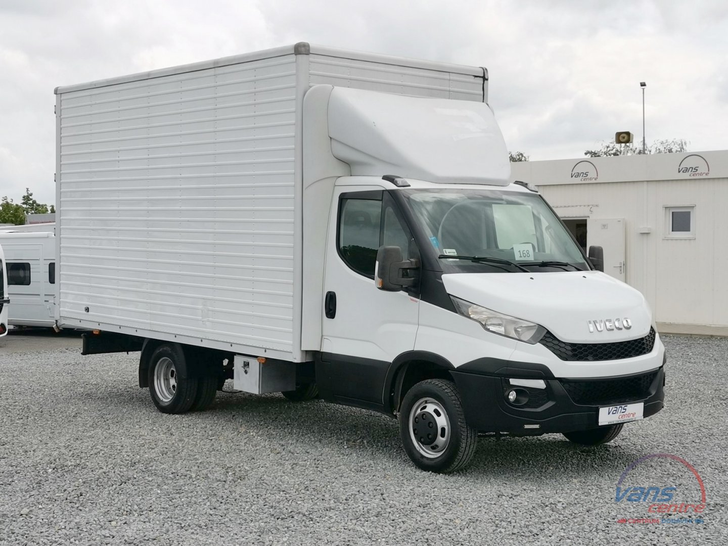 Iveco DAILY 35C17 SKŘÍŇ 9 PALET/ AUTO.KLIMA/ TEMPOMAT