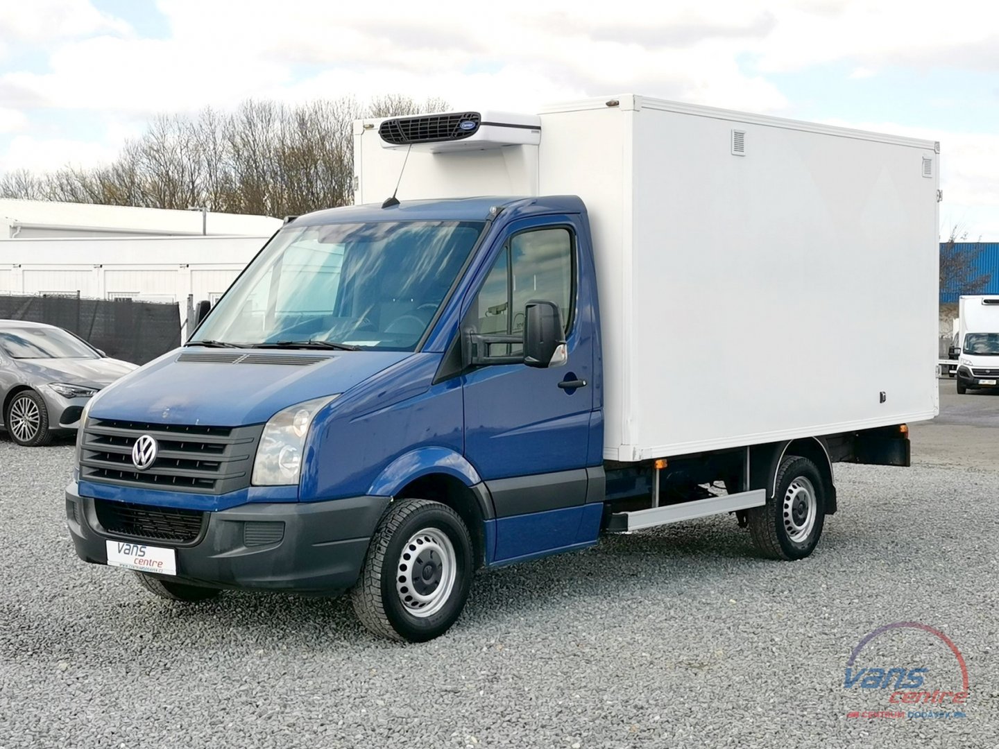 Volkswagen CRAFTER 2.0TDI AT/ STŘEDNÍ/TAŽNÉ/ PLNÁ VÝBAVA!/ZÁRUKA