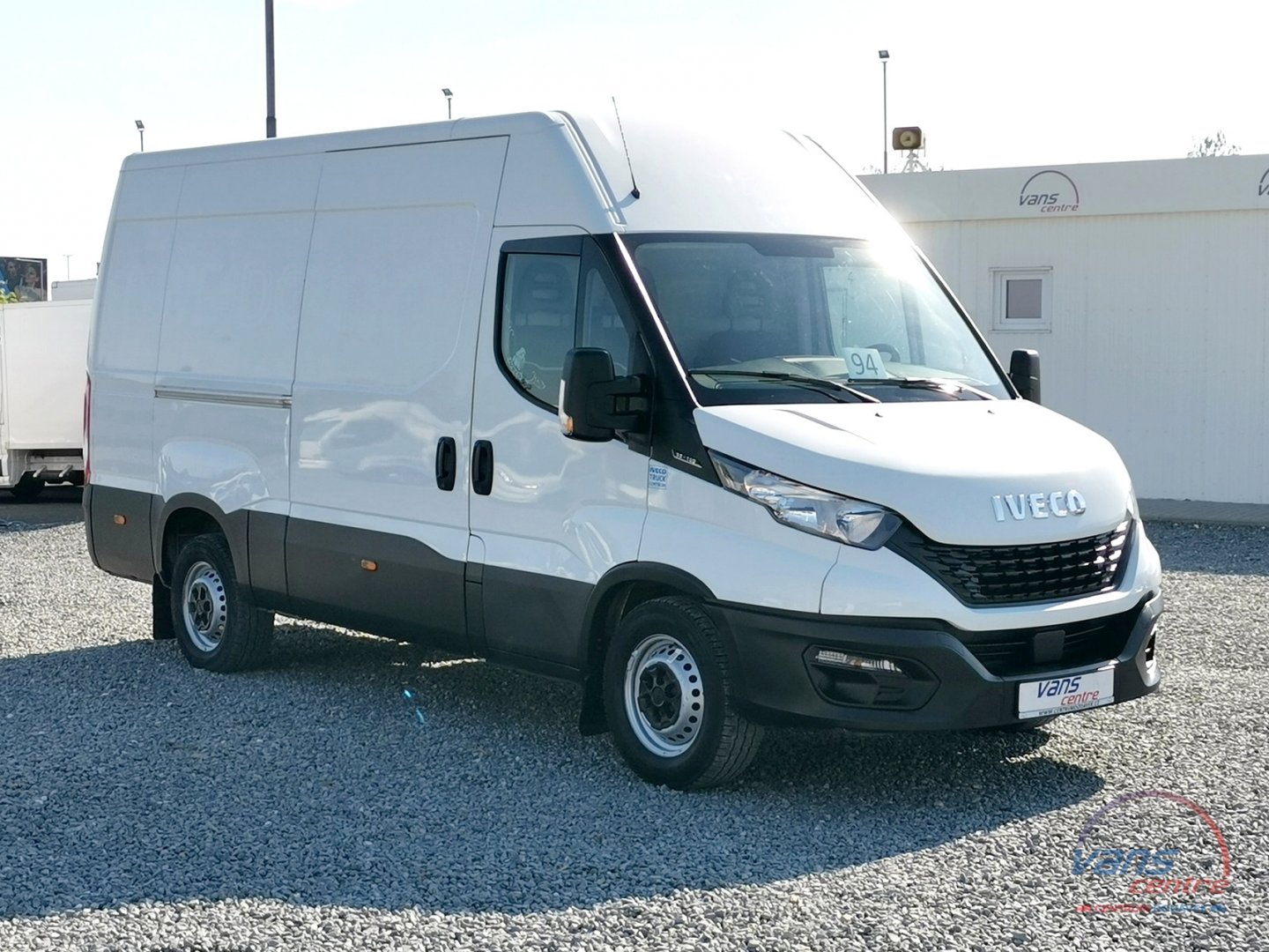 Iveco DAILY 35S14 STŘEDNÍ/ KLIMA/ TEMPOMAT/ ČR