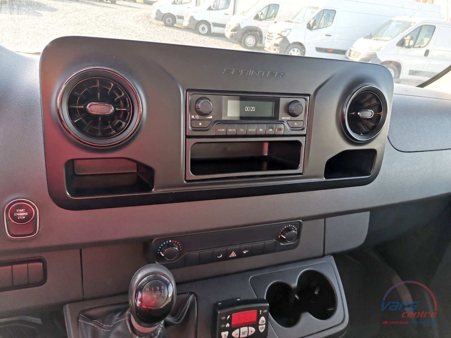 Renault MASTER 130DCI SKŘÍŇ 8 PALET/ KLIMA/ 122960KM