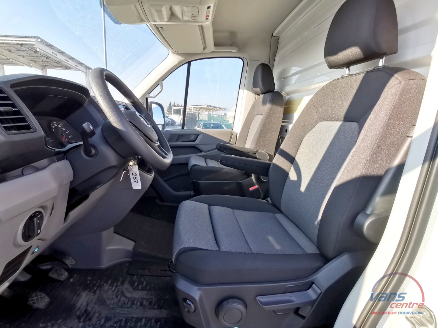 Volkswagen CRAFTER 2.0TDI/120KW MRAZÍ/CHLADÍ/ 8 PALET/ ČR/ 36KM!