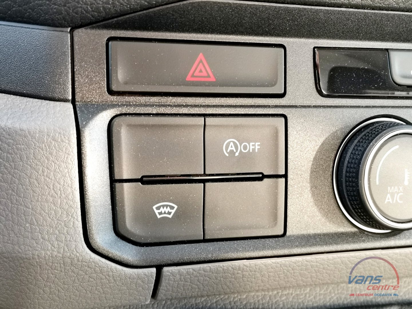 Volkswagen CRAFTER 2.0TDI/120KW MRAZÍ/CHLADÍ/ 8 PALET/ ČR/ 36KM!