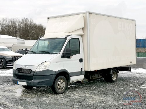 Iveco DAILY 35C14 CNG SKŘÍŇ 8 PALET/ TEMPOMAT 