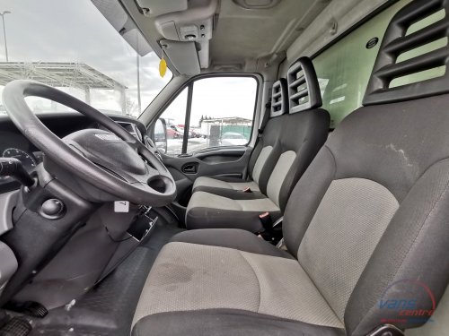 Iveco DAILY 35C14 CNG SKŘÍŇ 8 PALET/ TEMPOMAT 