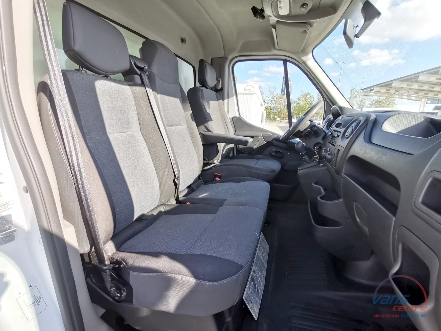 Renault MASTER 150DCI SKŘÍŇ/ CHLADÍ/MRAZÍ 7 PALET/ ČR