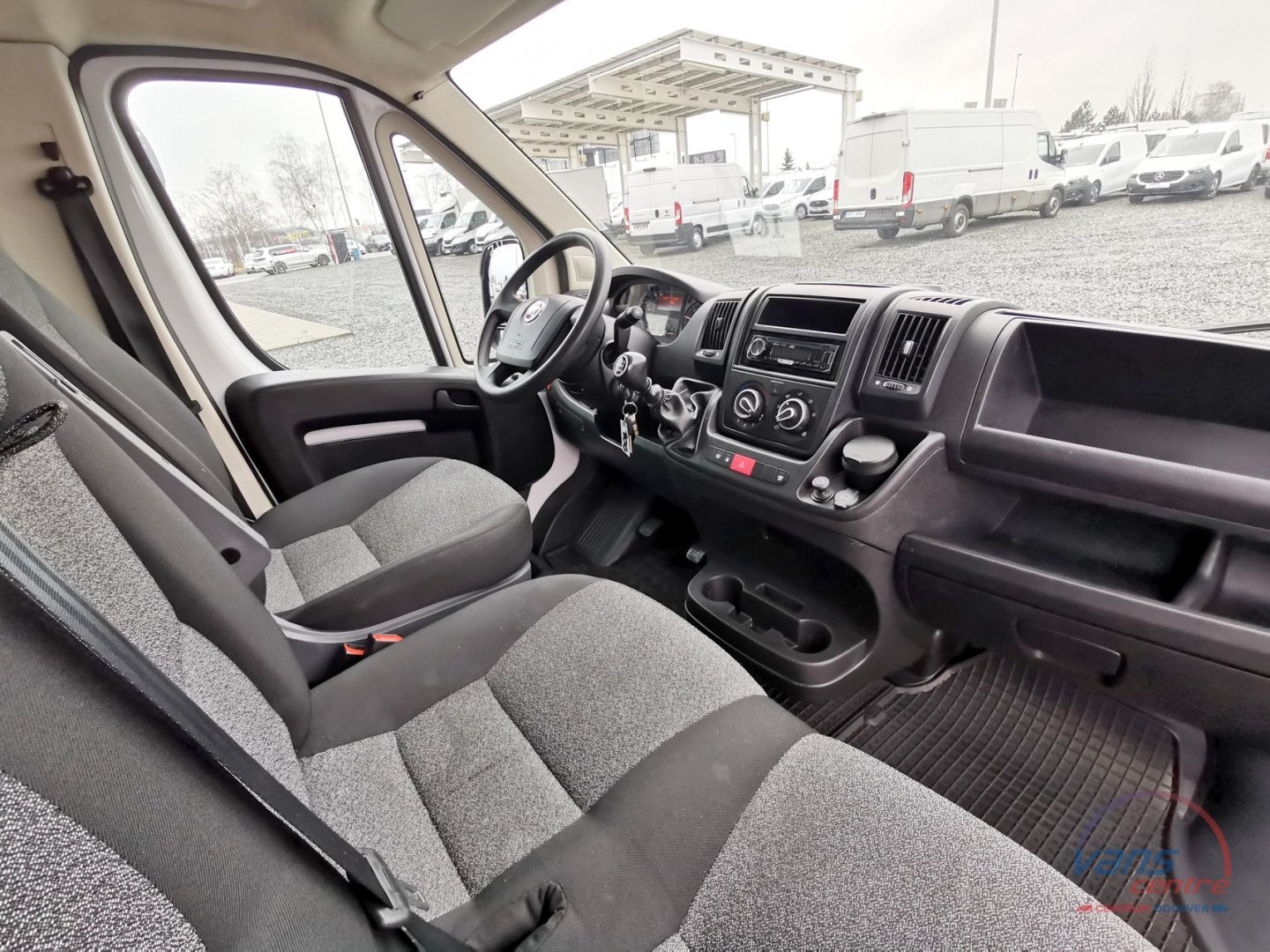 Fiat DUCATO 180/2.3 VALNÍK 10 PALET/ MĚCHY/ KLIMA 