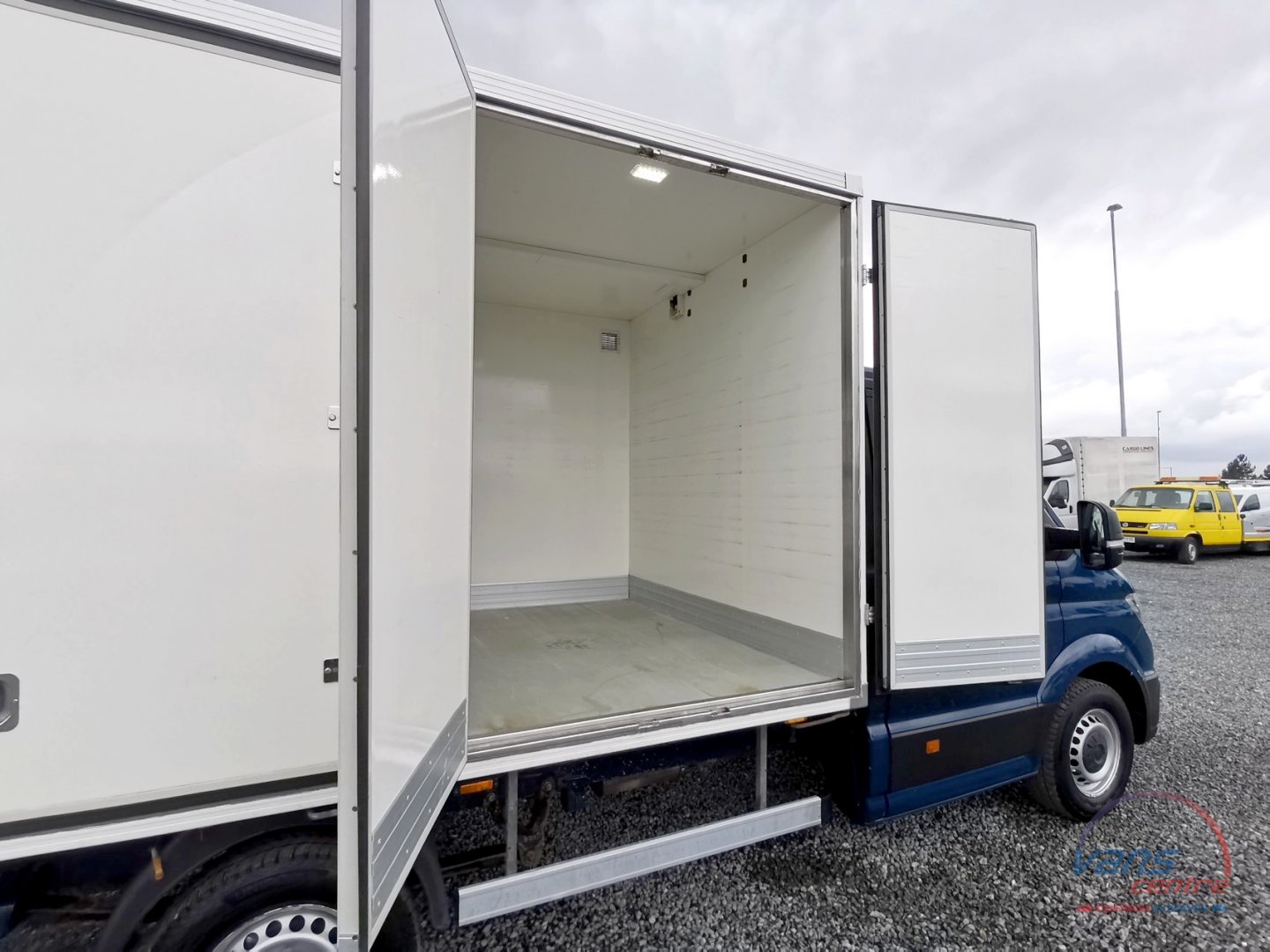 Renault MASTER 165DCI SKŘÍŇ 3,9M/ MĚCHY/ SPANÍ/ ČR/ 1.MAJ.