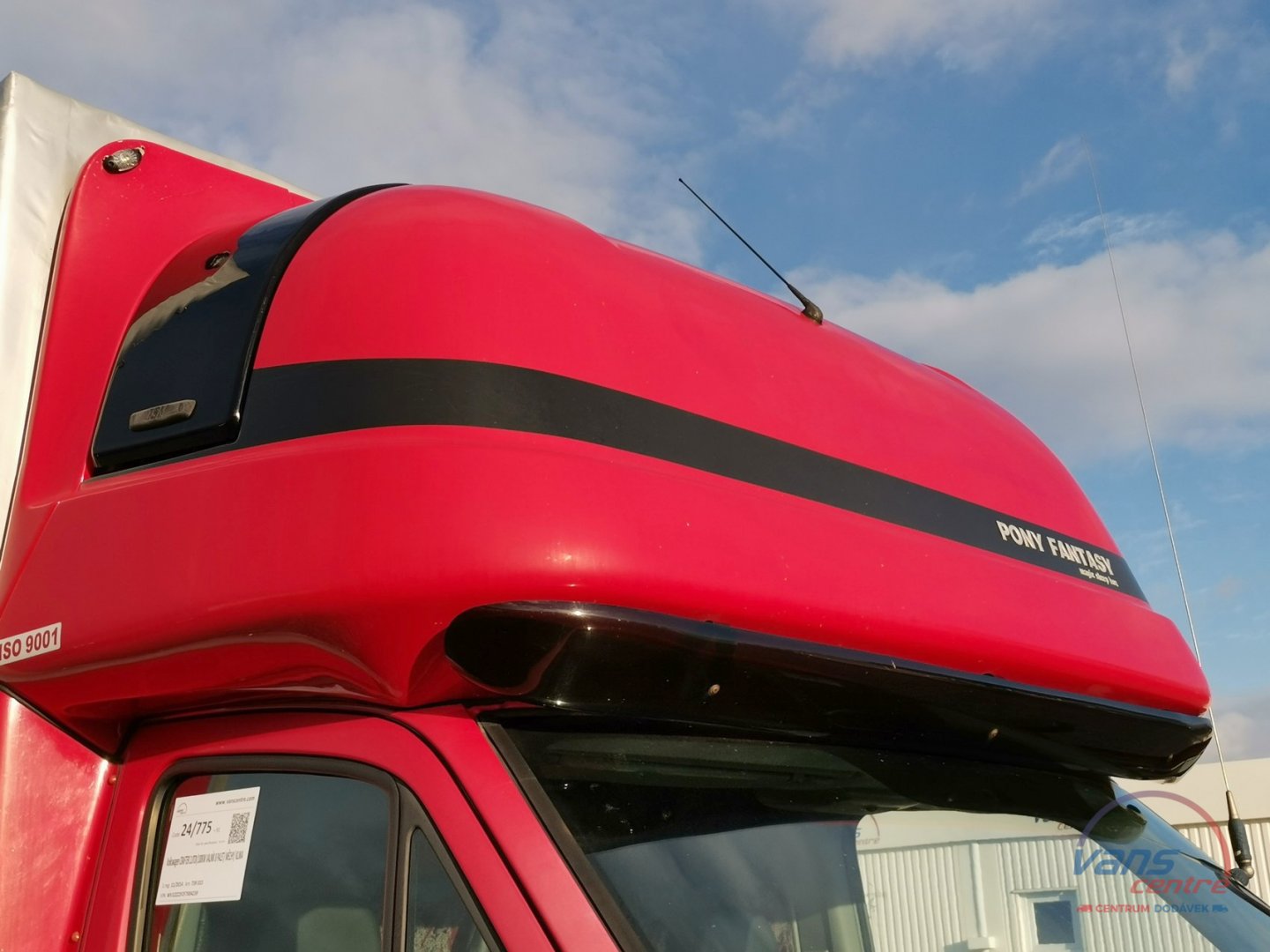 Volkswagen CRAFTER 2.0TDI/100KW VALNÍK 8 PALET/ MĚCHY/ KLIMA