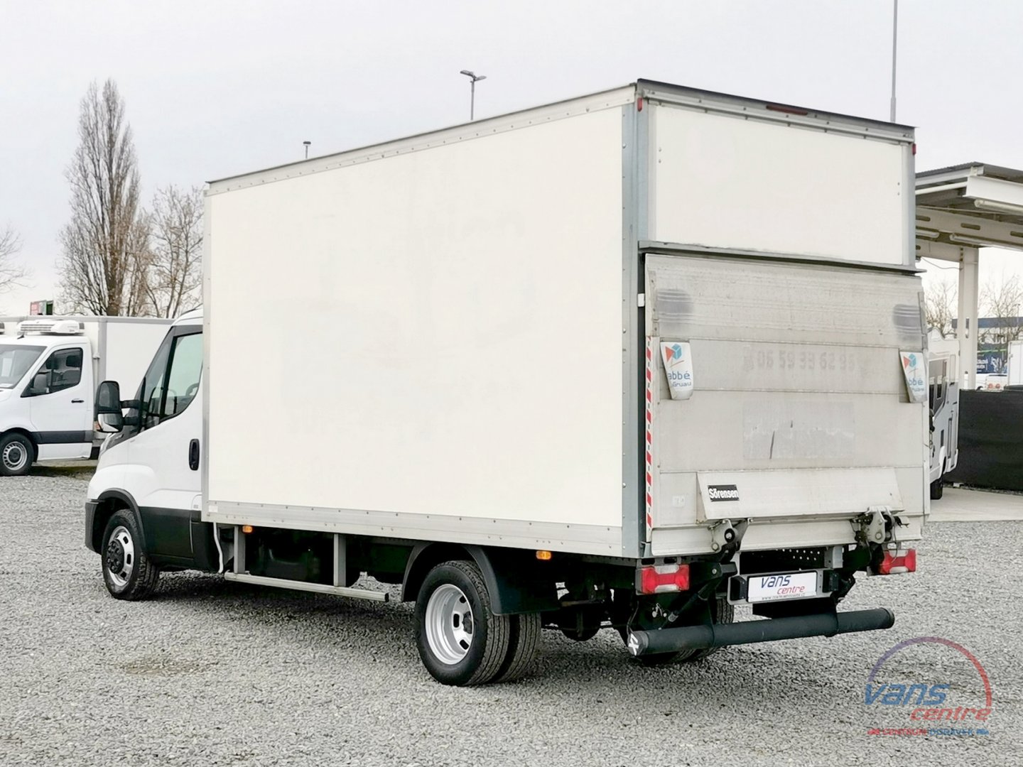 Ford TRANSIT TOURNEO 2.2TDCI L3H2/ 9 MÍST/ TAŽNÉ 