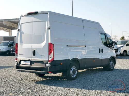 Iveco DAILY 35S16 STŘEDNÍ/ KLIMA/ ČR  