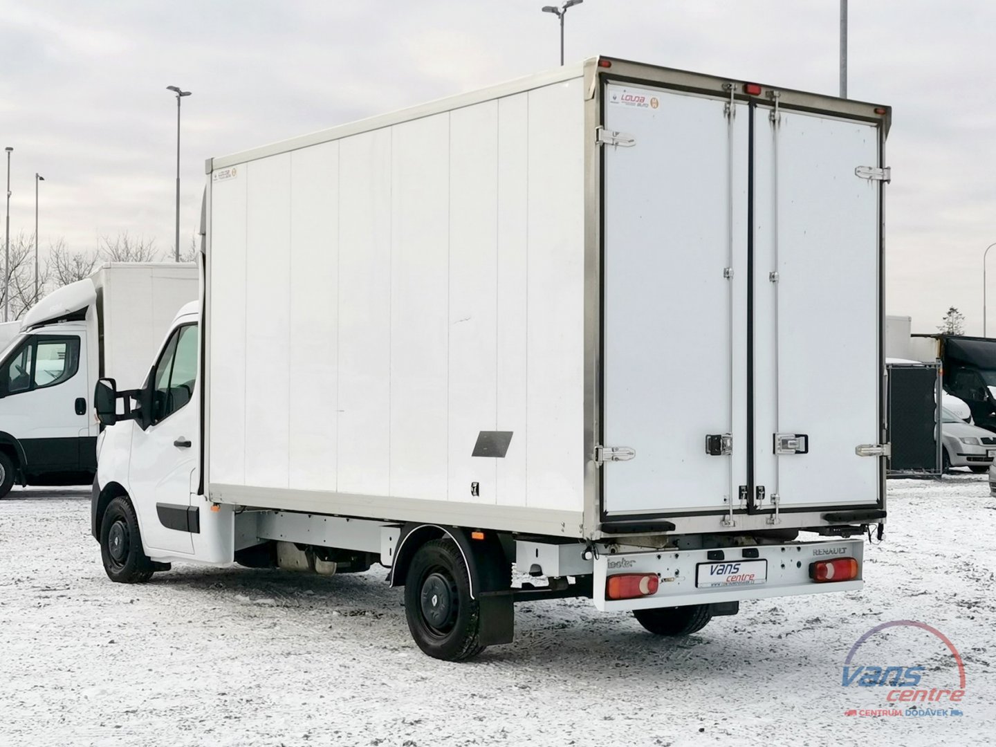 Renault MASTER 150DCI SKŘÍŇ 8 PALET/ KLIMA/ ČR