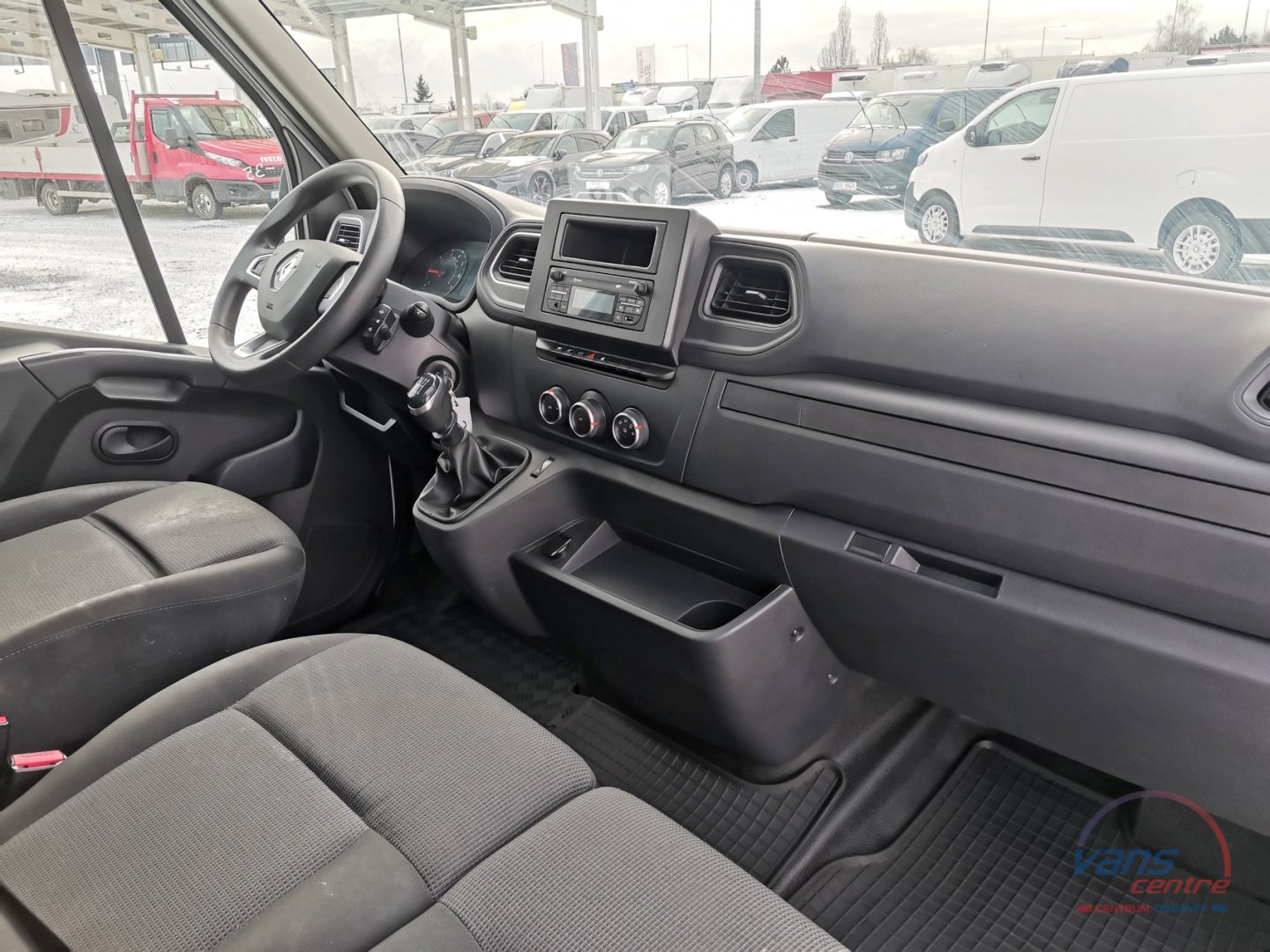 Renault MASTER 150DCI SKŘÍŇ 8 PALET/ KLIMA/ ČR