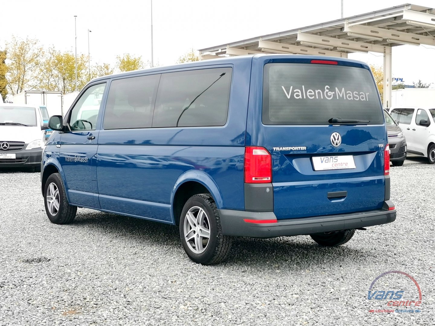 Volkswagen TRANSPORTER 2.0TDI/110KW L2H1/ 8 MÍST/ KLIMA/ TEMPOMA