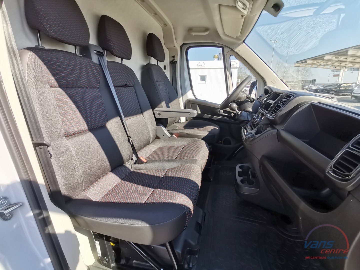 Iveco DAILY 72C18 HI-MATIC/ SKŘÍŇ 15 PALET / HYDR.ČELO
