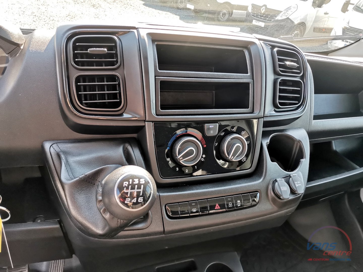 Iveco DAILY 72C18 HI-MATIC/ SKŘÍŇ 15 PALET / HYDR.ČELO