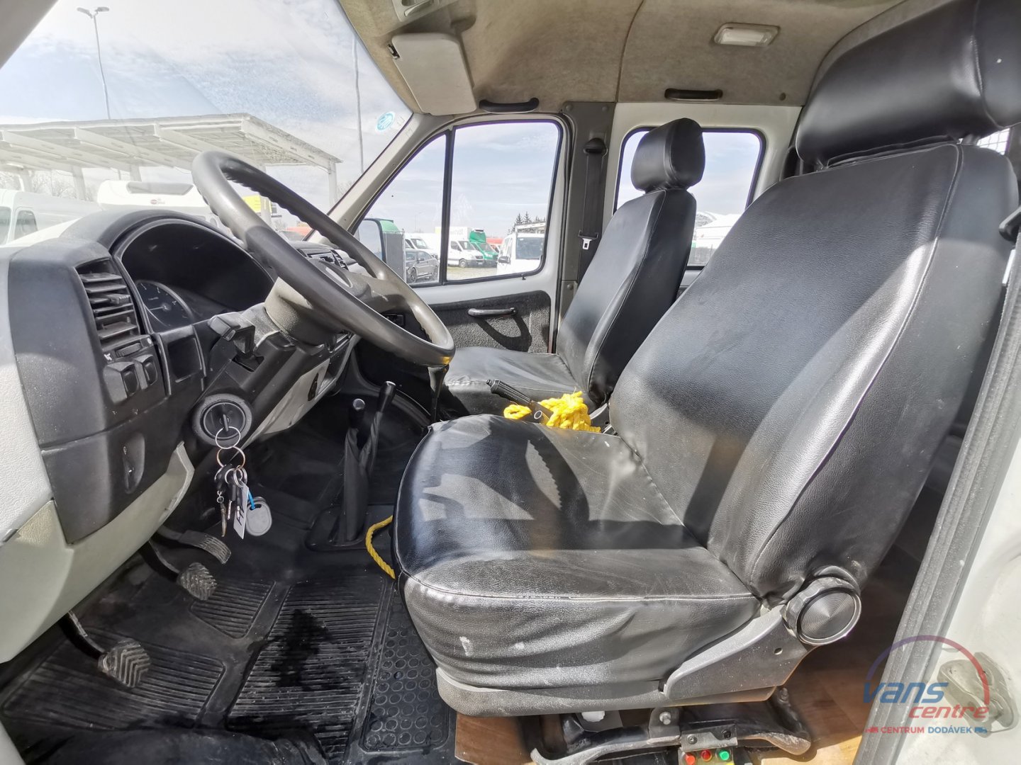 Ford TRANSIT 2.0TDCI/96KW VALNÍK 2,8M/ 7 MÍST/ TAŽNÉ/ 47625KM
