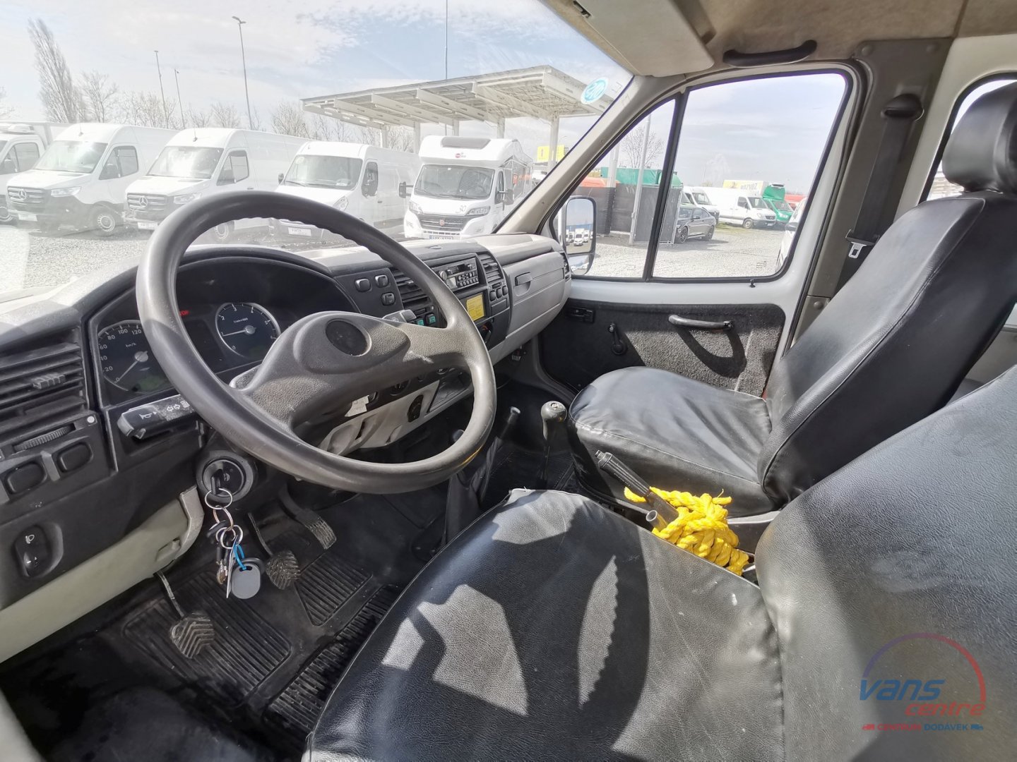 Ford TRANSIT 2.0TDCI/96KW VALNÍK 2,8M/ 7 MÍST/ TAŽNÉ/ 47625KM