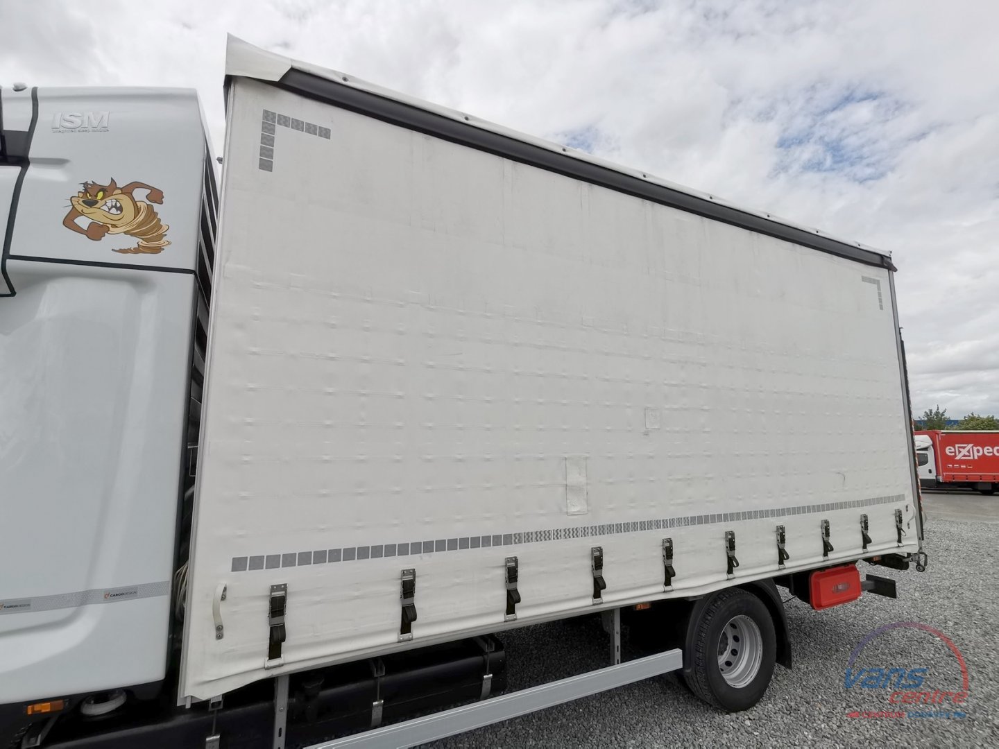 Iveco DAILY 72C21 SHRNOVAČKA 5,2M/ MĚCHY/ H.ČELO/ 1.MAJ. 