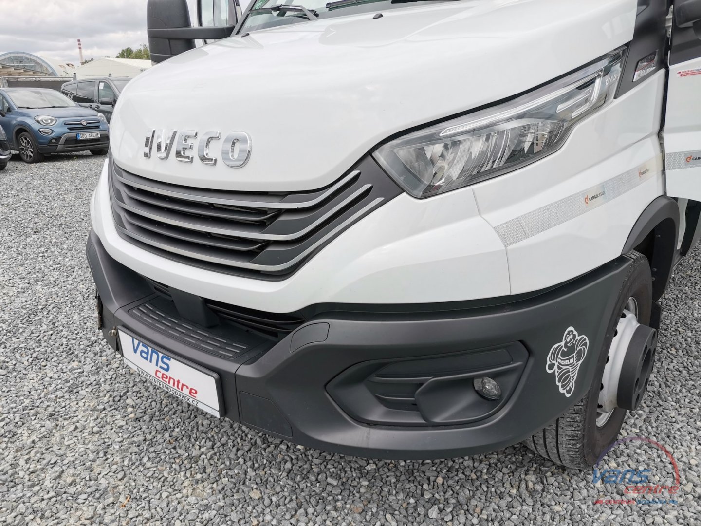 Iveco DAILY 72C21 SHRNOVAČKA 5,2M/ MĚCHY/ H.ČELO/ 1.MAJ. 