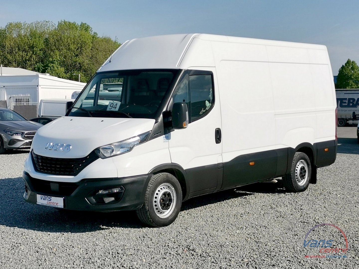 Iveco DAILY 35S14 STŘEDNÍ/ KLIMA/ TEMPOMAT/ ČR