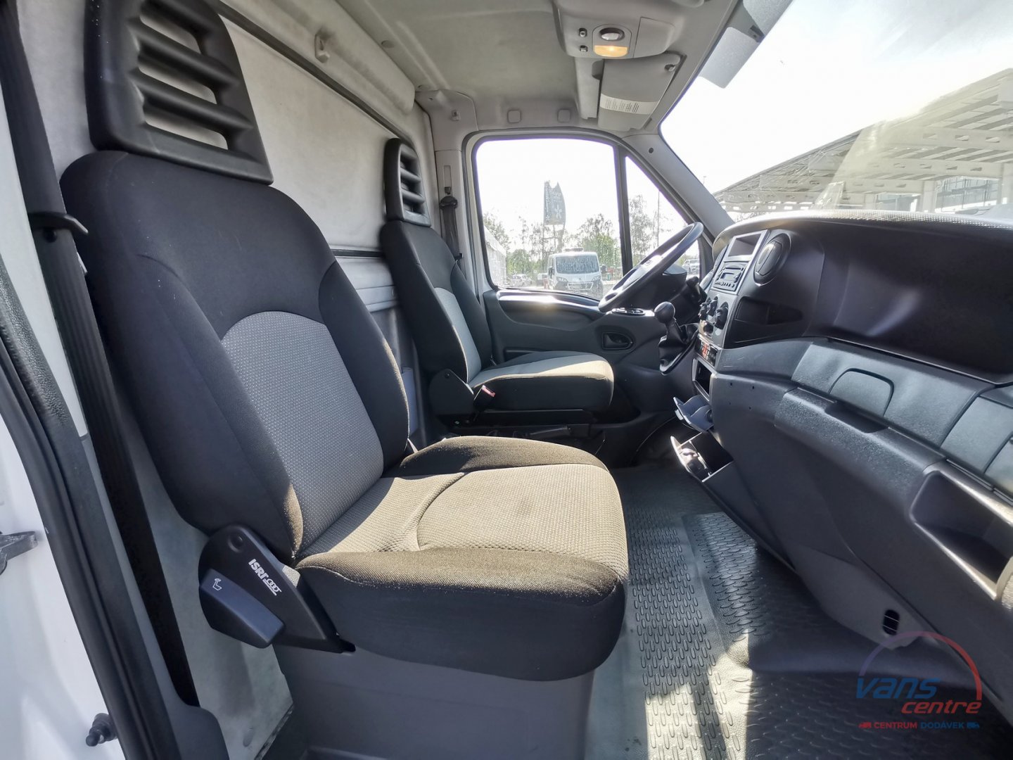 Volkswagen CRAFTER 2.0TDI/100KW CHLAĎÁK/ 7 PALET/ KAMERA