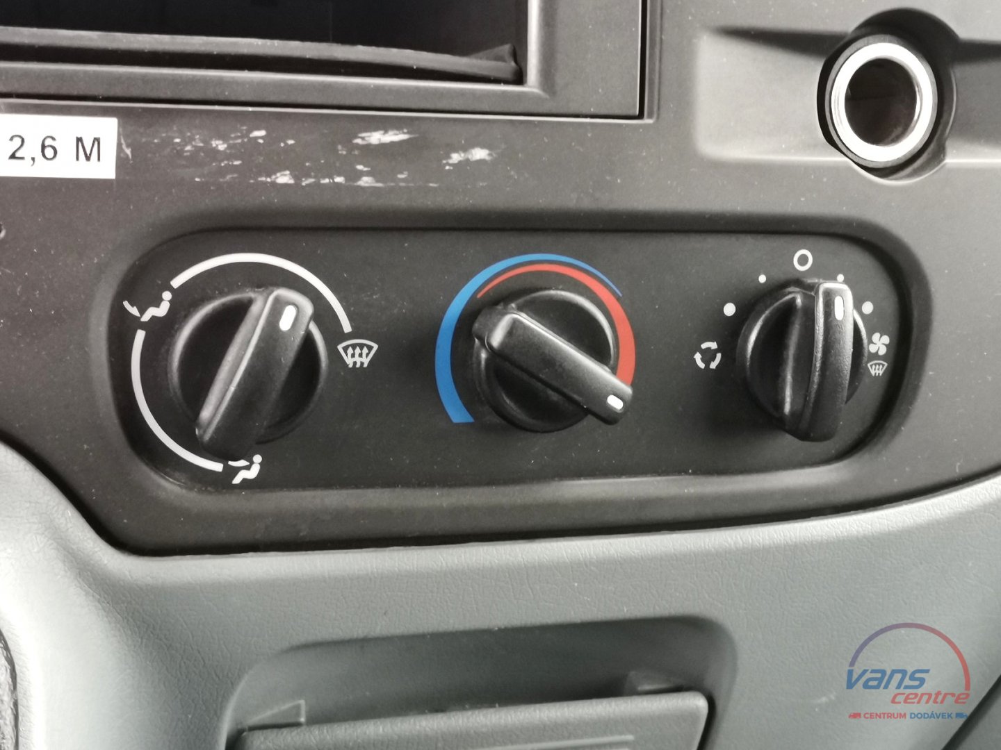 Ford TRANSIT 2.2TDCI/74KW L1H1/ TAŽNÉ/ ZAHRÁDKA