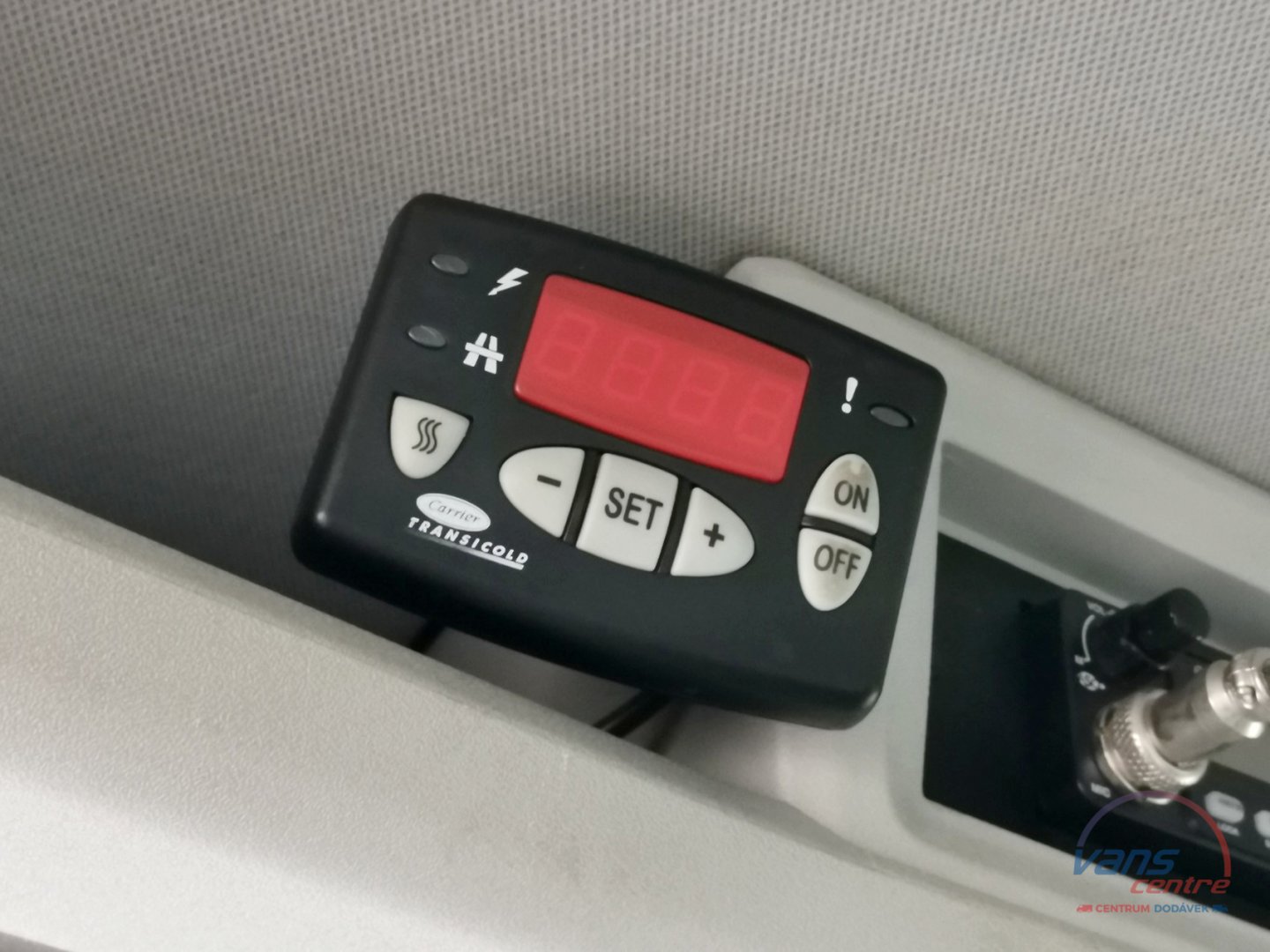 MAN TGE 3.180 MRAZÍ/CHLADÍ/ 6 PALET/ 380V/ TUPLÁK