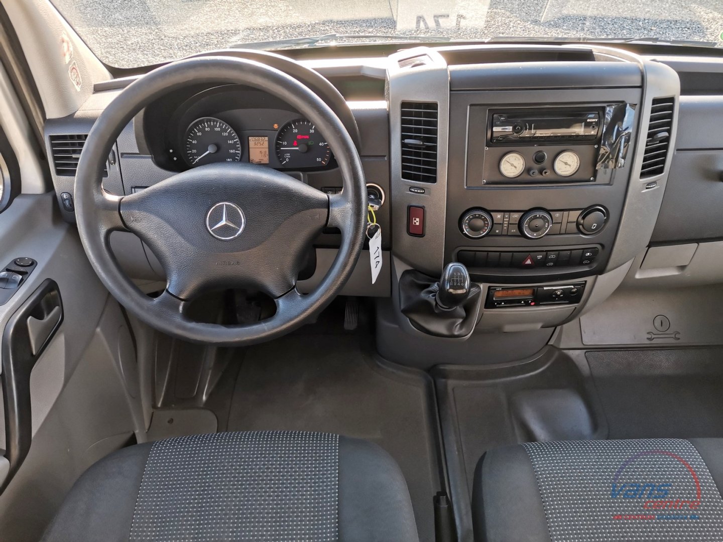 Mercedes-Benz SPRINTER 519CDI BUS 22 MÍST/ BUZOLA/ KLIMA/ TAŽNÉ