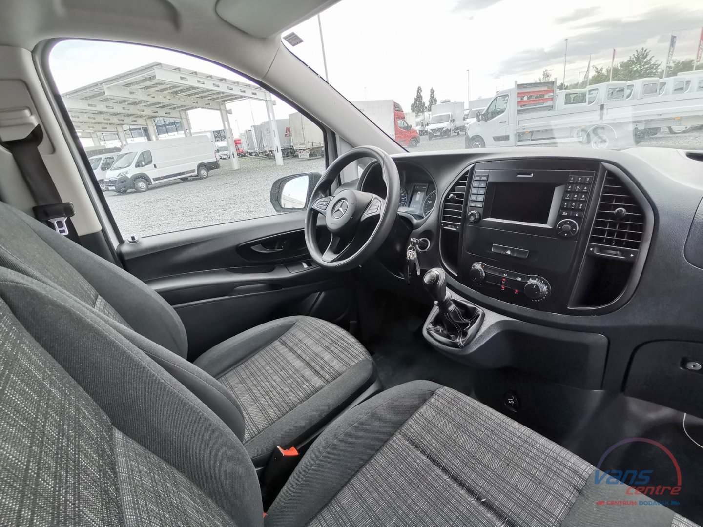 Iveco DAILY 65C15 VALNÍK 5,2M/ TAŽNÉ 3,5T/ ČR