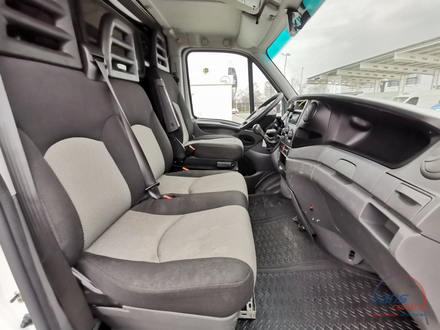 Mercedes-Benz GLE 400D 4MATIC/ AMG/ AIR/ PANO/ HUD/ MASÁŽ